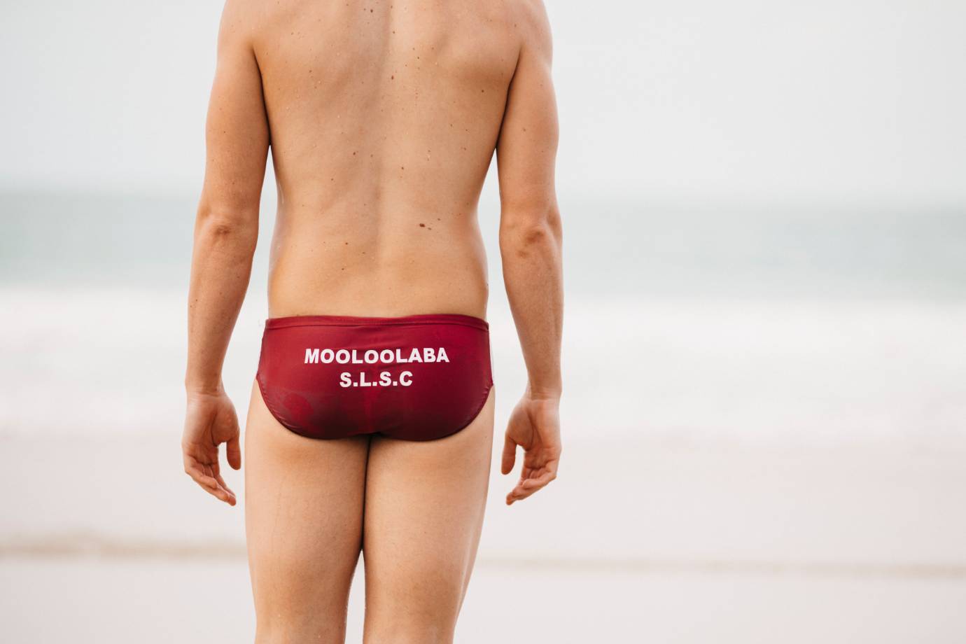 mooloolaba-surf-club-surf-lifesaver-in-speedos